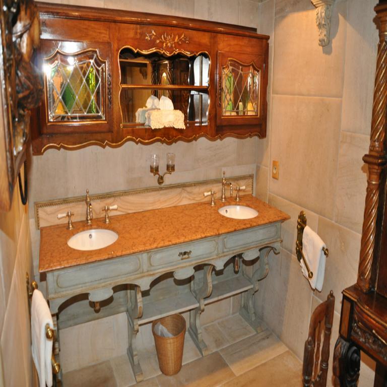 אורביו-סור-סיאן Chateau Hotel La Vignette Haute חדר תמונה